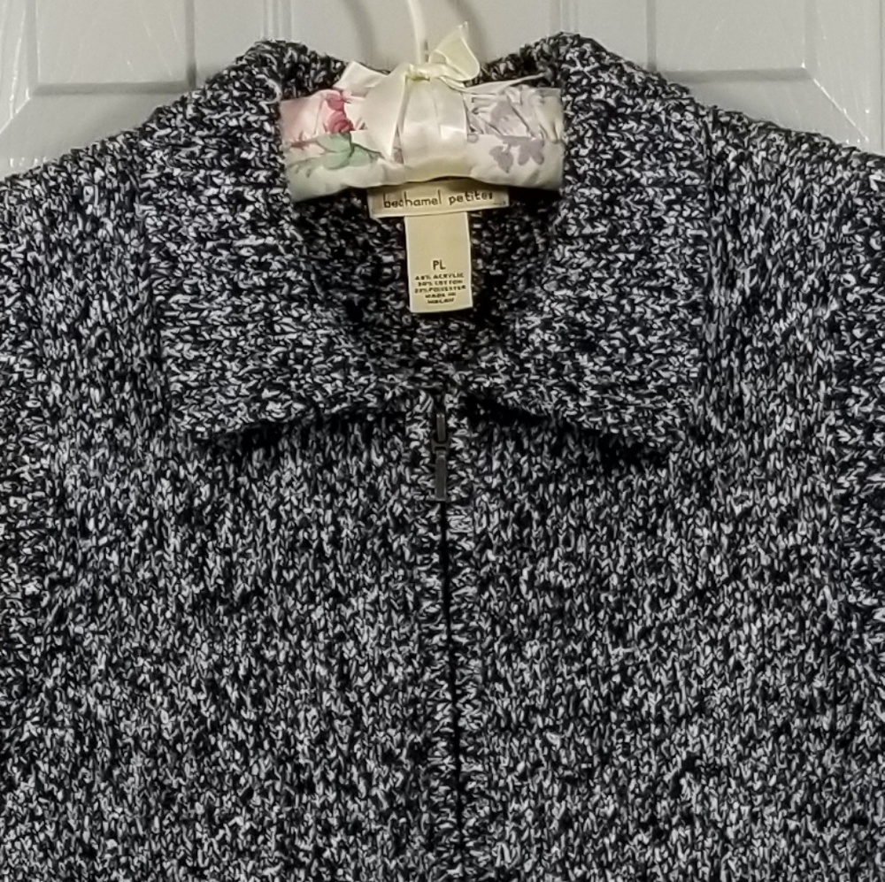 NWOT Bechamel Textured Knit Sweater Vest       Pl